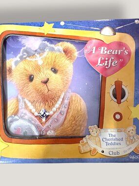 Cherished Teddies Club Membear 2000 Figurine Set With Display Box & Accessories